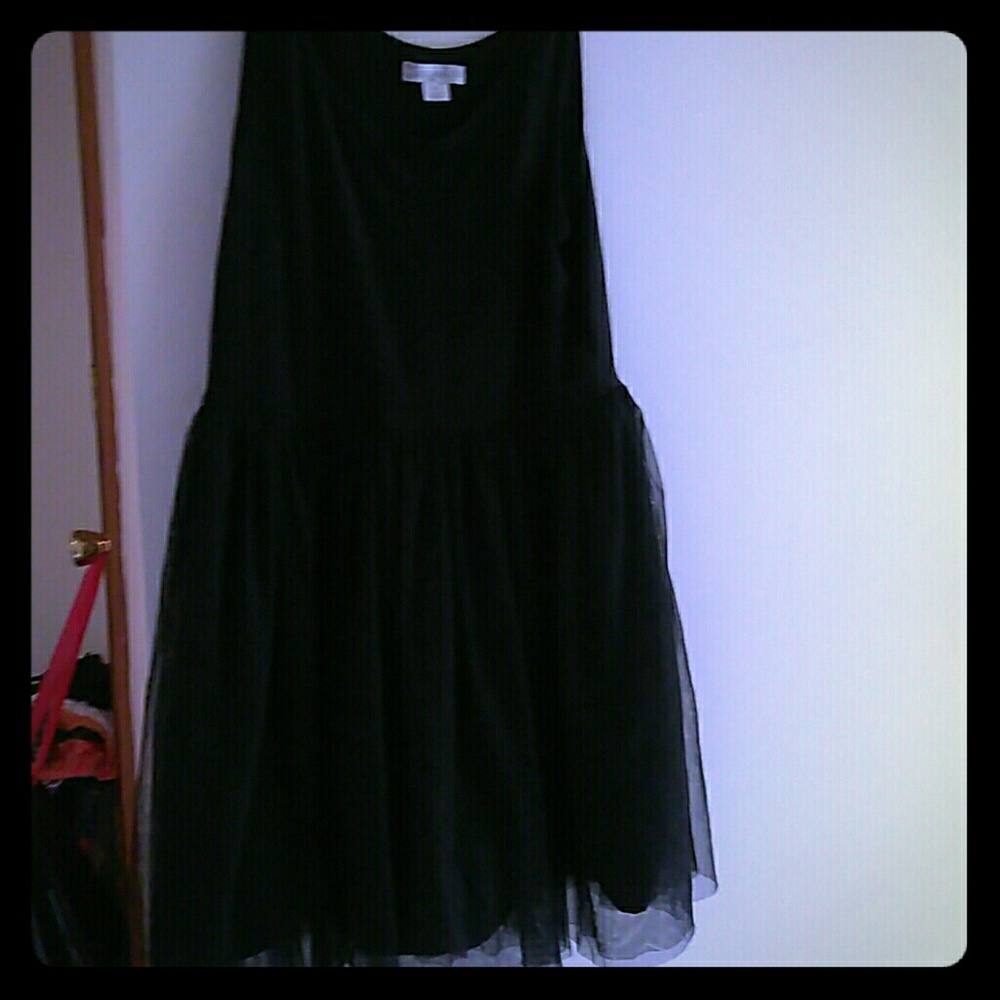 short black dress
